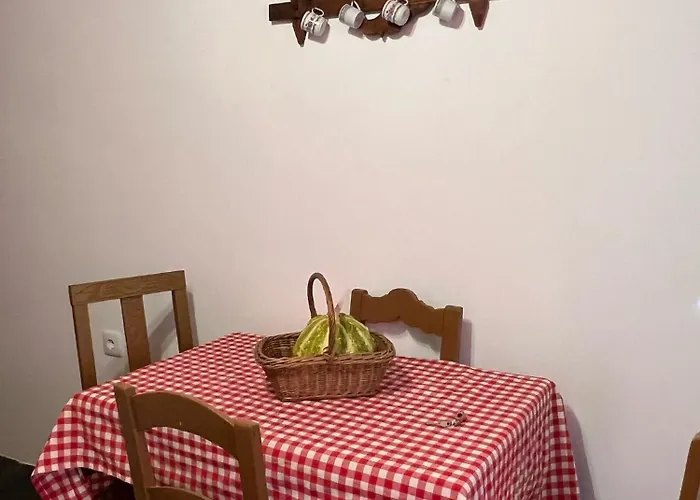 Casa Do Ti Santinhas * Veiros (Evora)